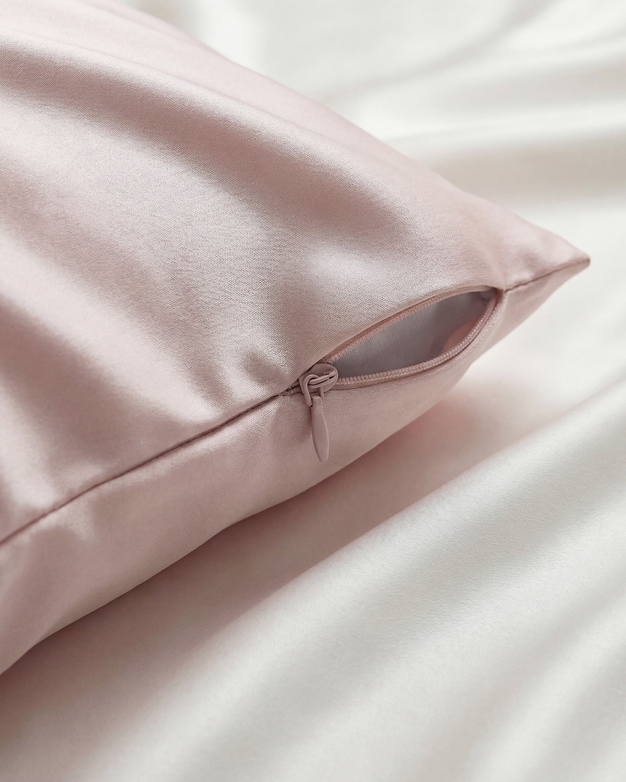 Light Pink Silk Pillowcase