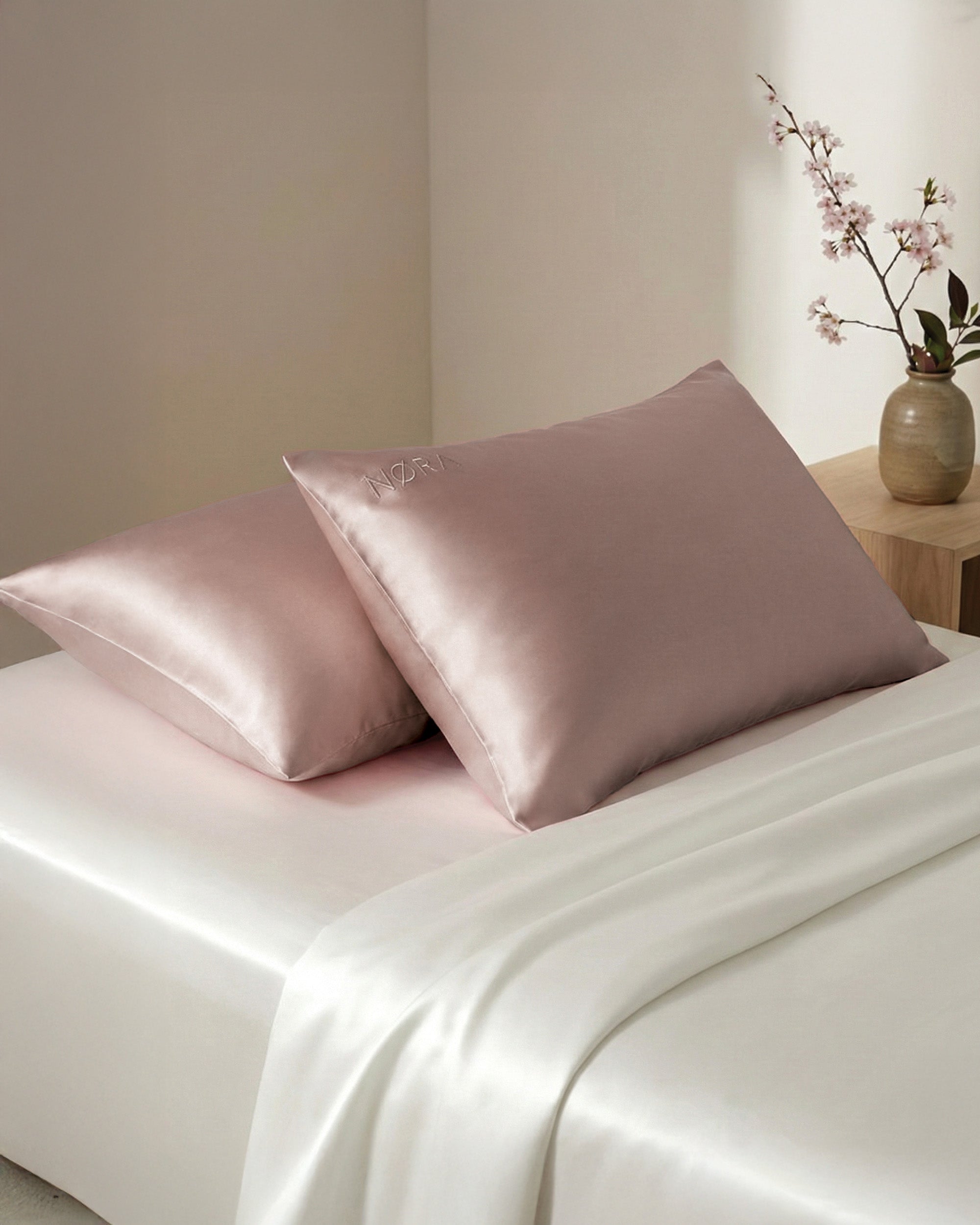 Light Pink Silk Pillowcase
