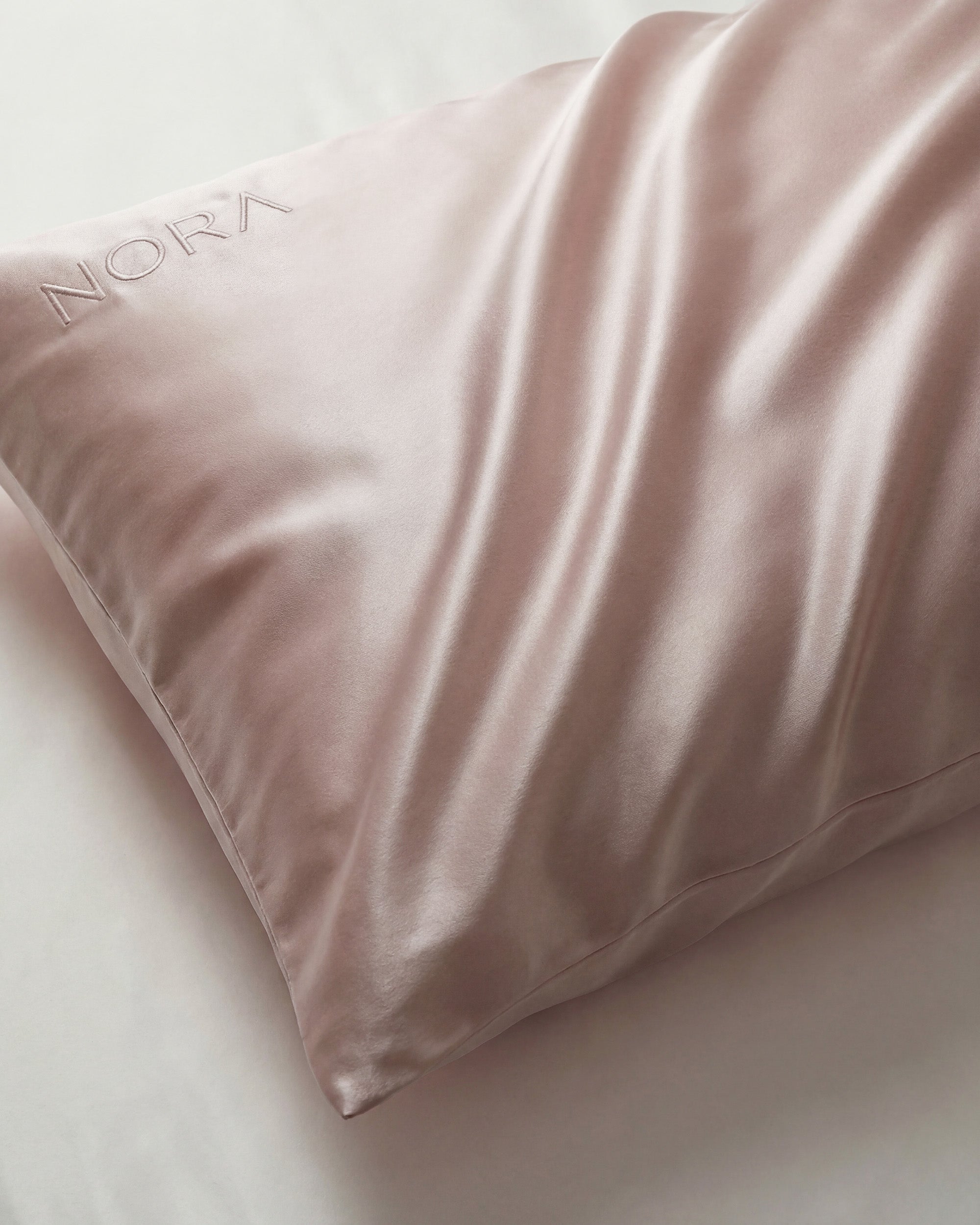 Light Pink Silk Pillowcase